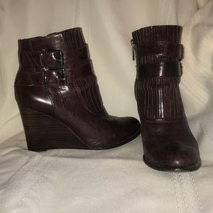 Kenneth Cole Chocolate Brown Booties Size 7.5